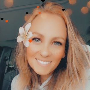 Meet your Posher, Jillian